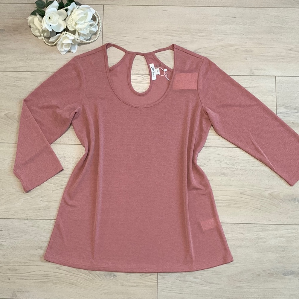 NEW Simply Noelle Top Blouse Pink Blush Color Light weight  cut out back